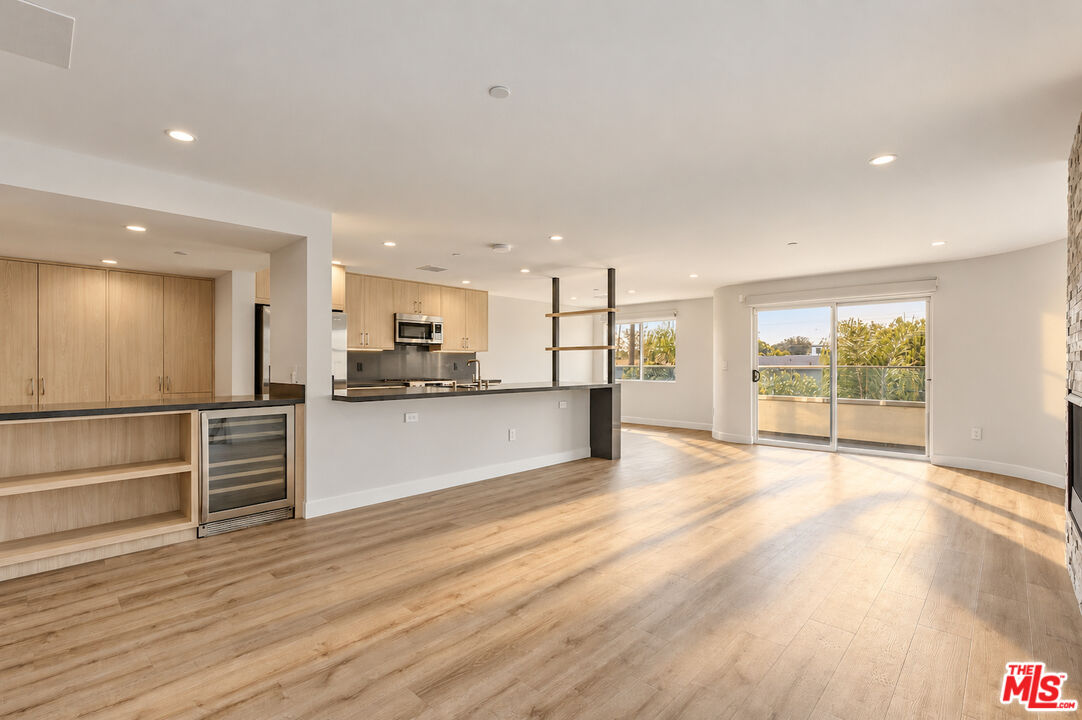 10951 National Blvd Unit: 201