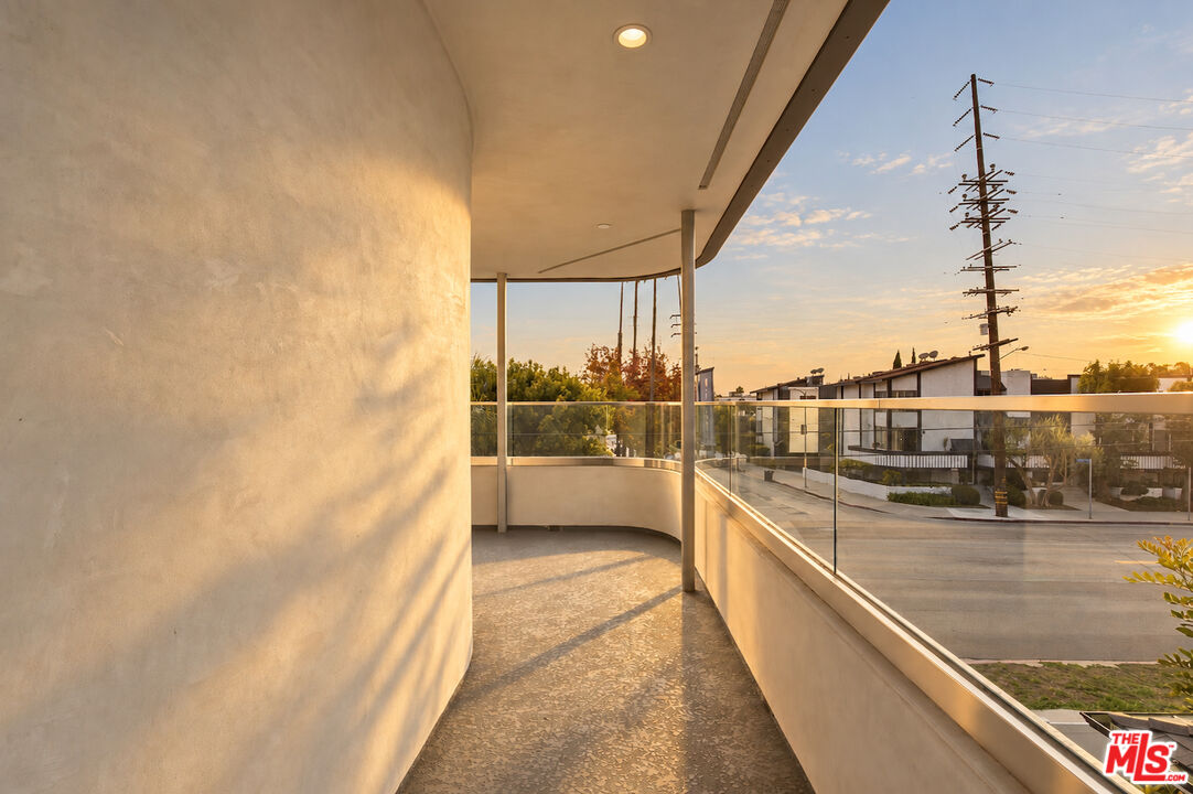 10951 National Blvd Unit: 201