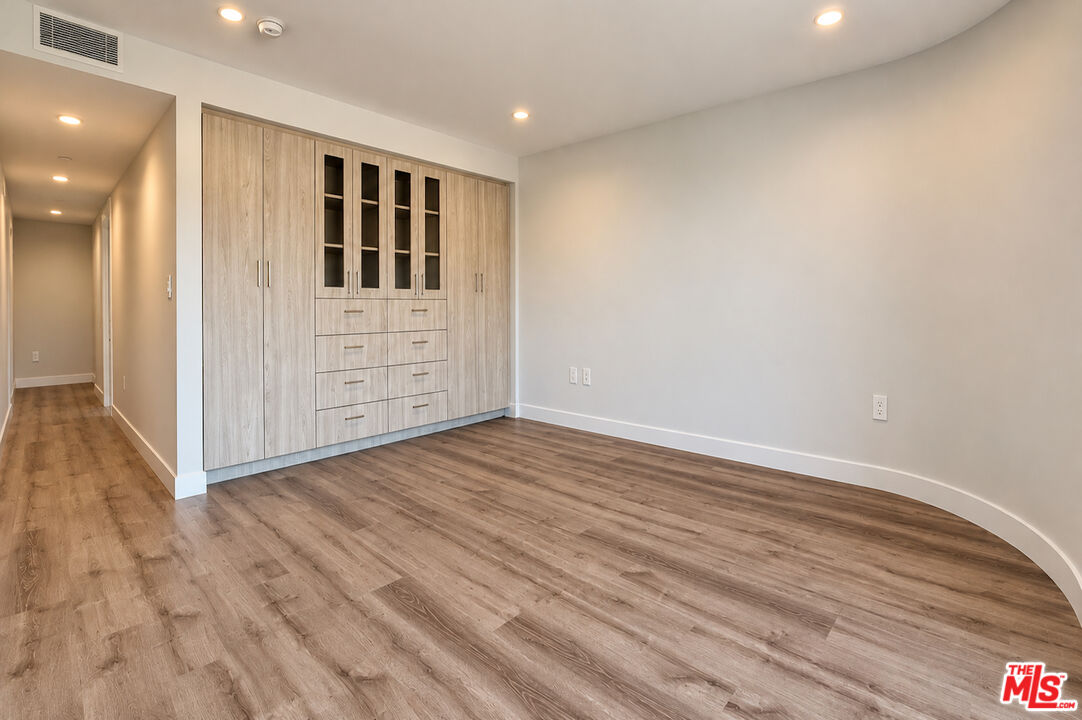 10951 National Blvd Unit: 201