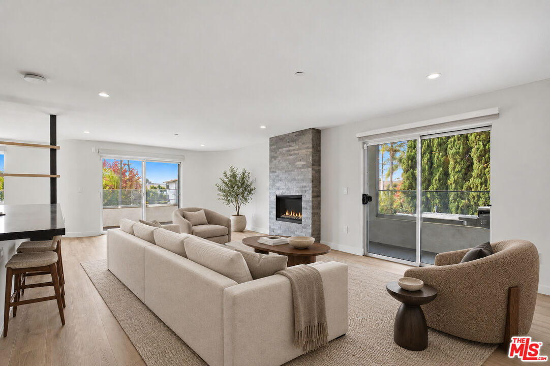 10951 National Blvd Unit: 201