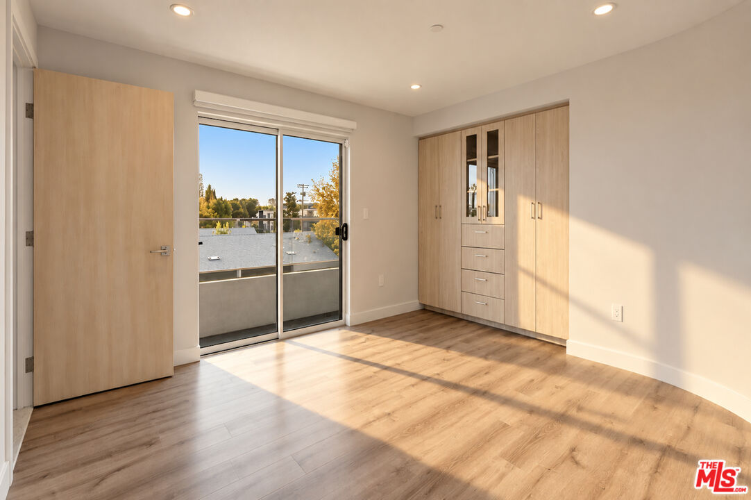 10951 National Blvd Unit: 303