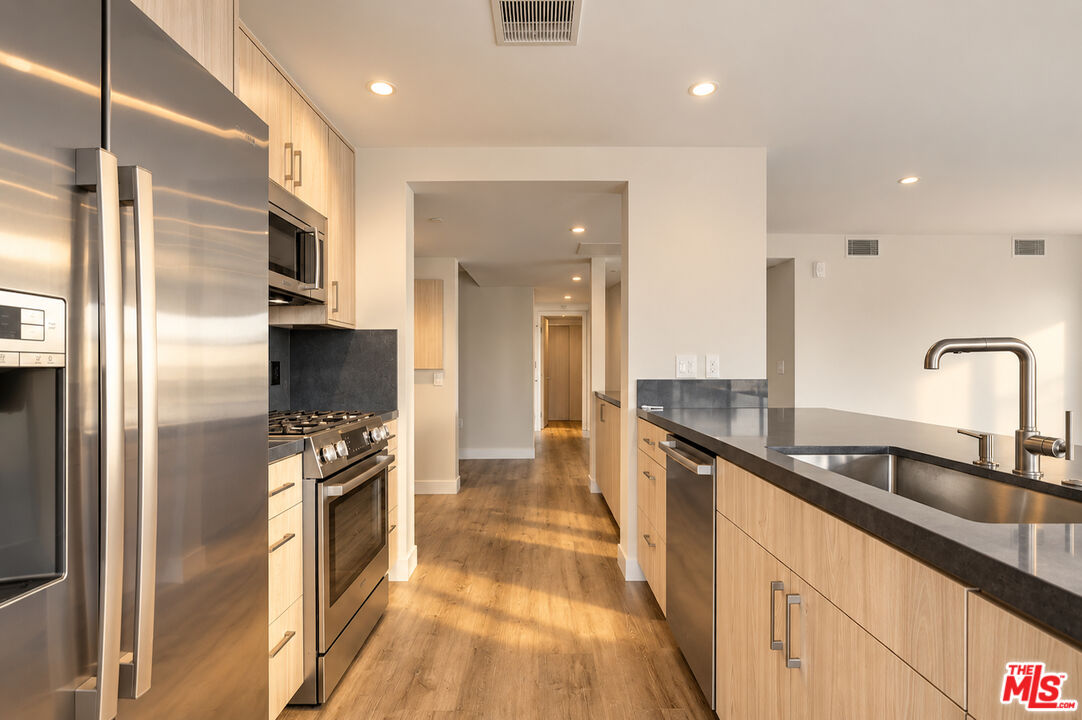 10951 National Blvd Unit: 303