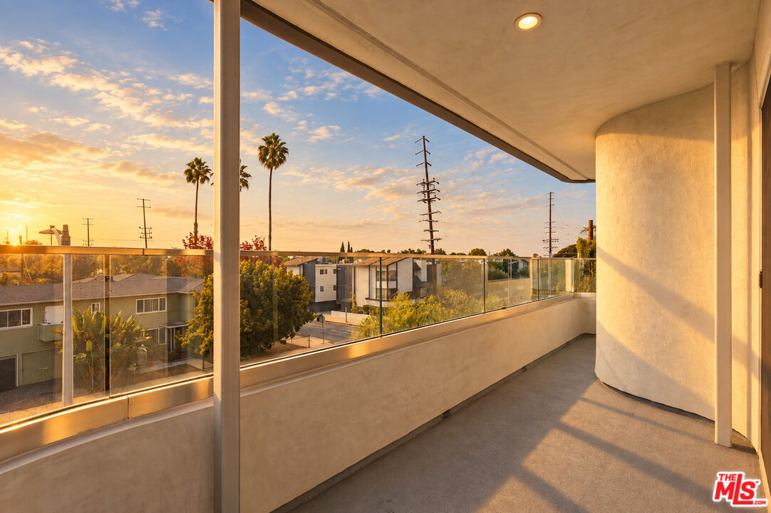 10951 National Blvd Unit: 303