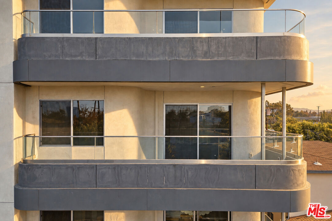 10951 National Blvd Unit: 303