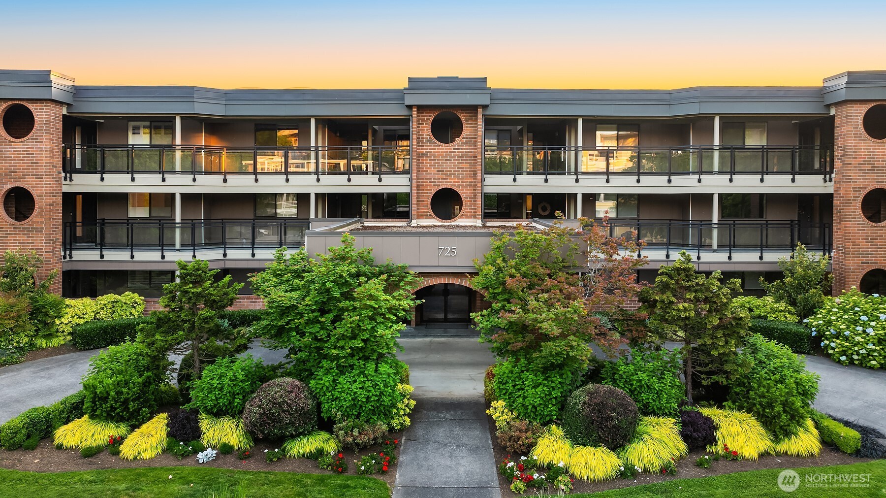 725 1st Street S Unit: 104
