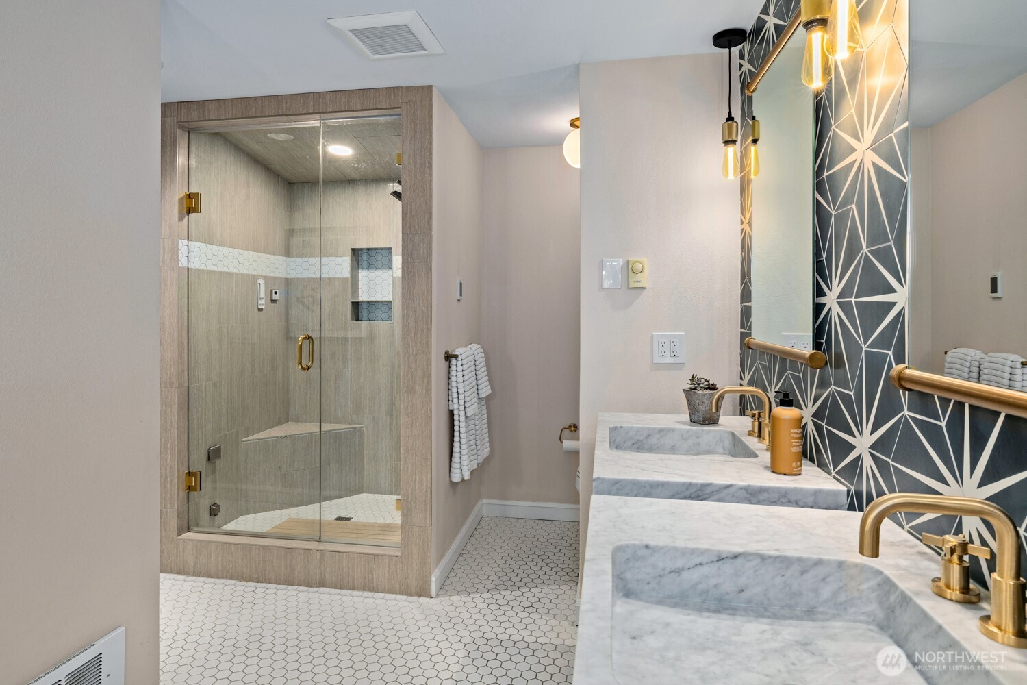725 1st Street S Unit: 104