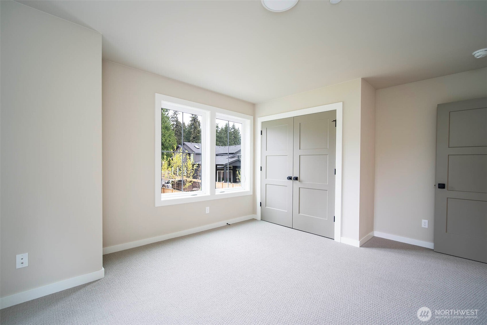 12812 NE 65th Lane