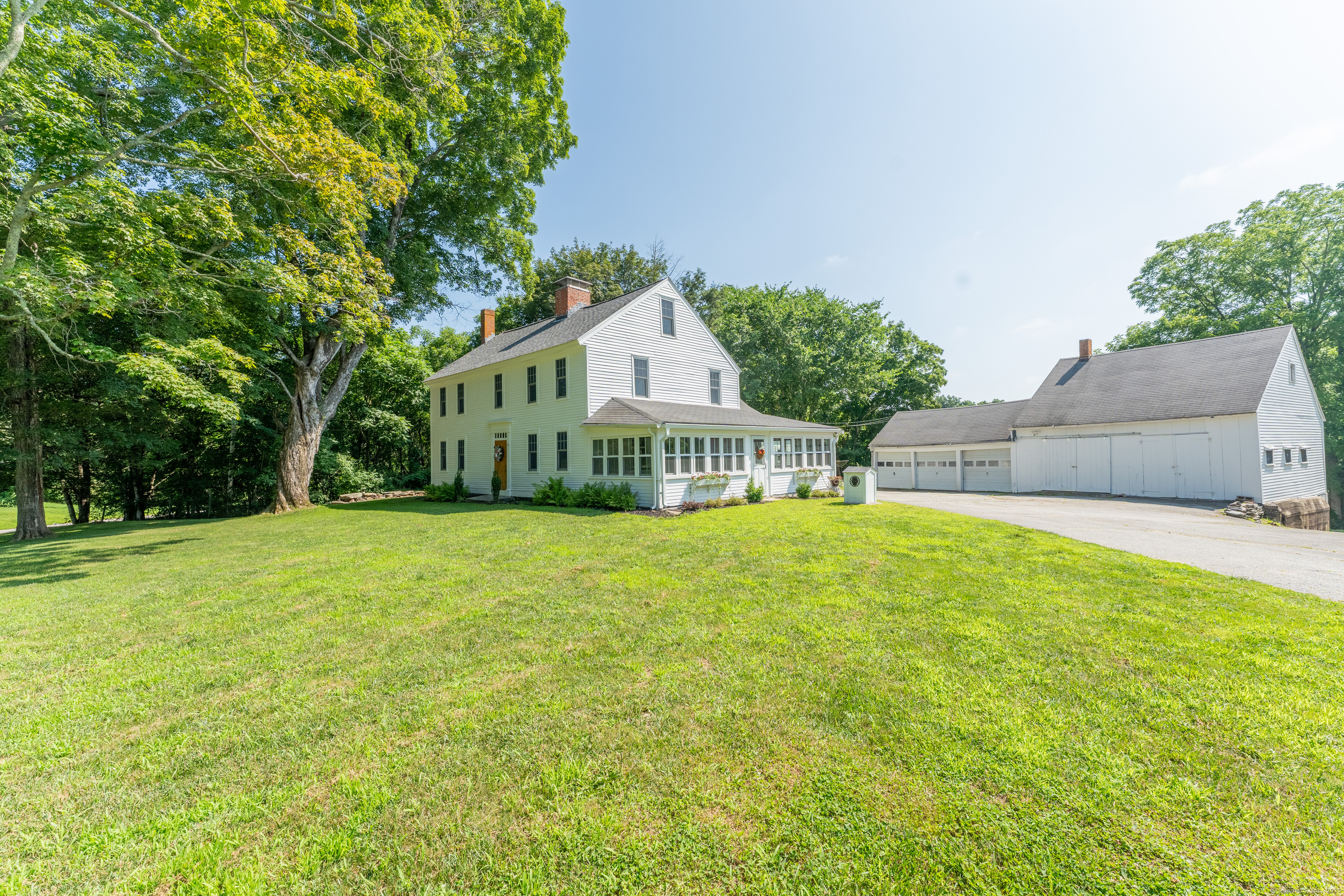 393 North Canterbury Road