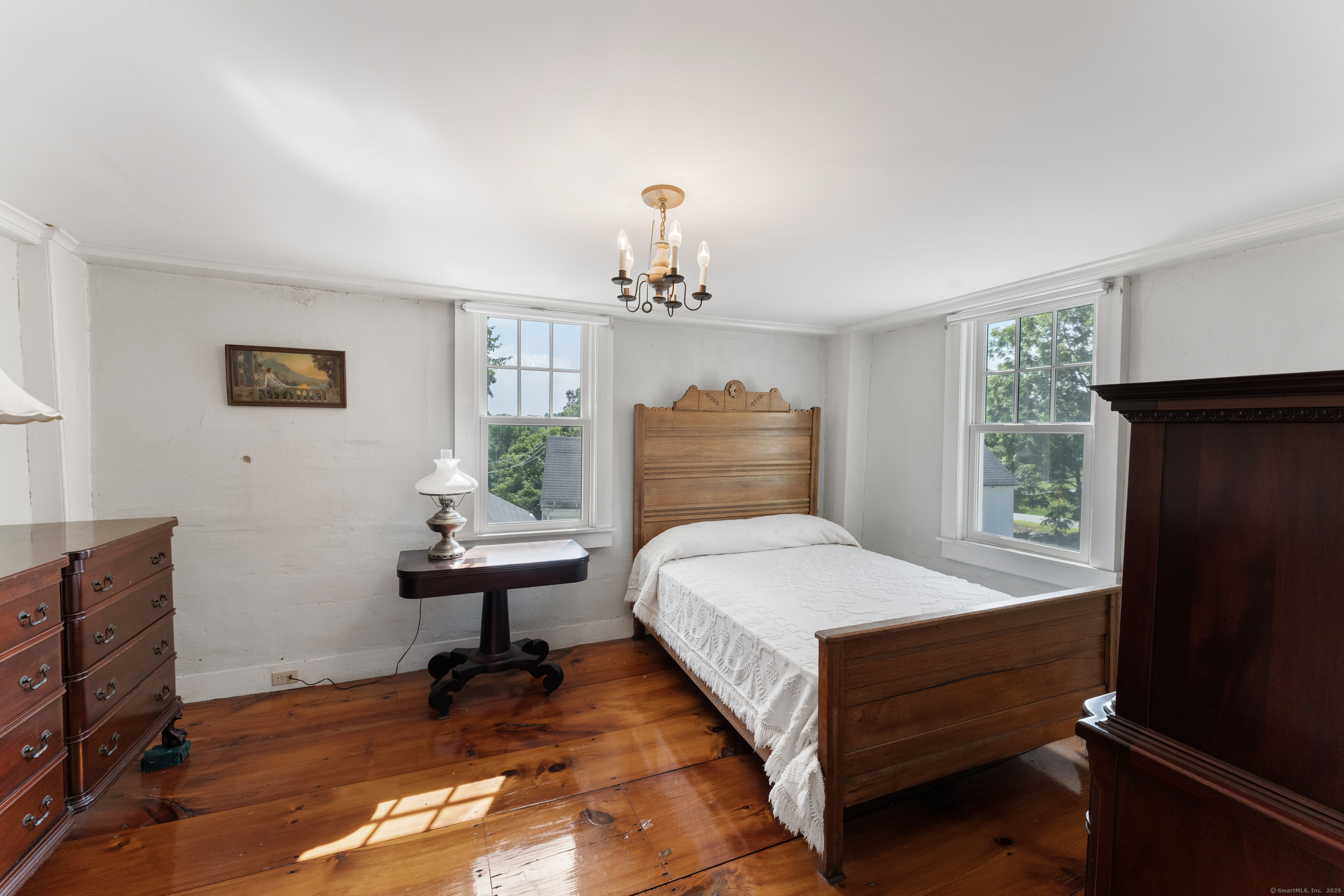 393 North Canterbury Road