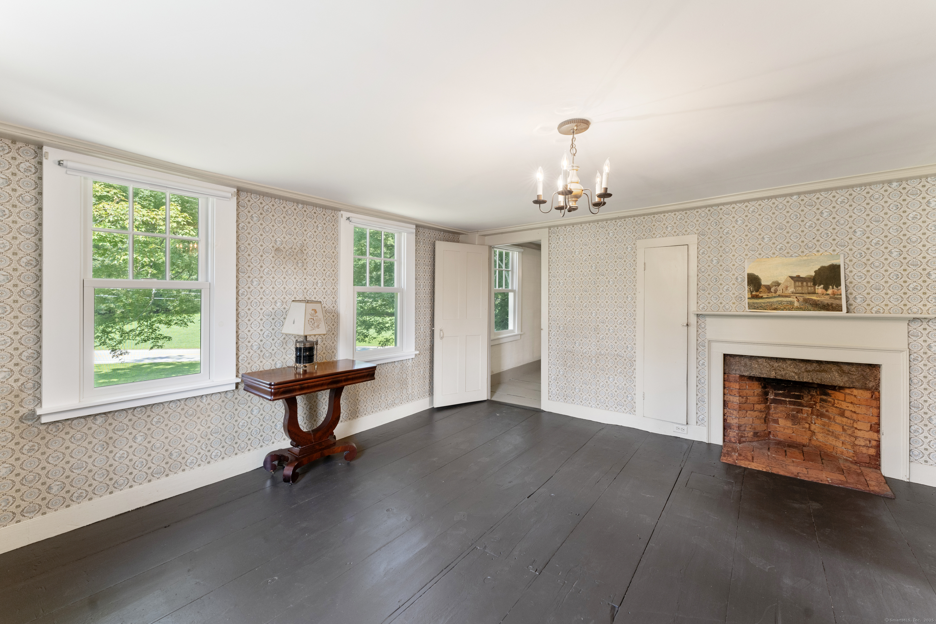393 North Canterbury Road