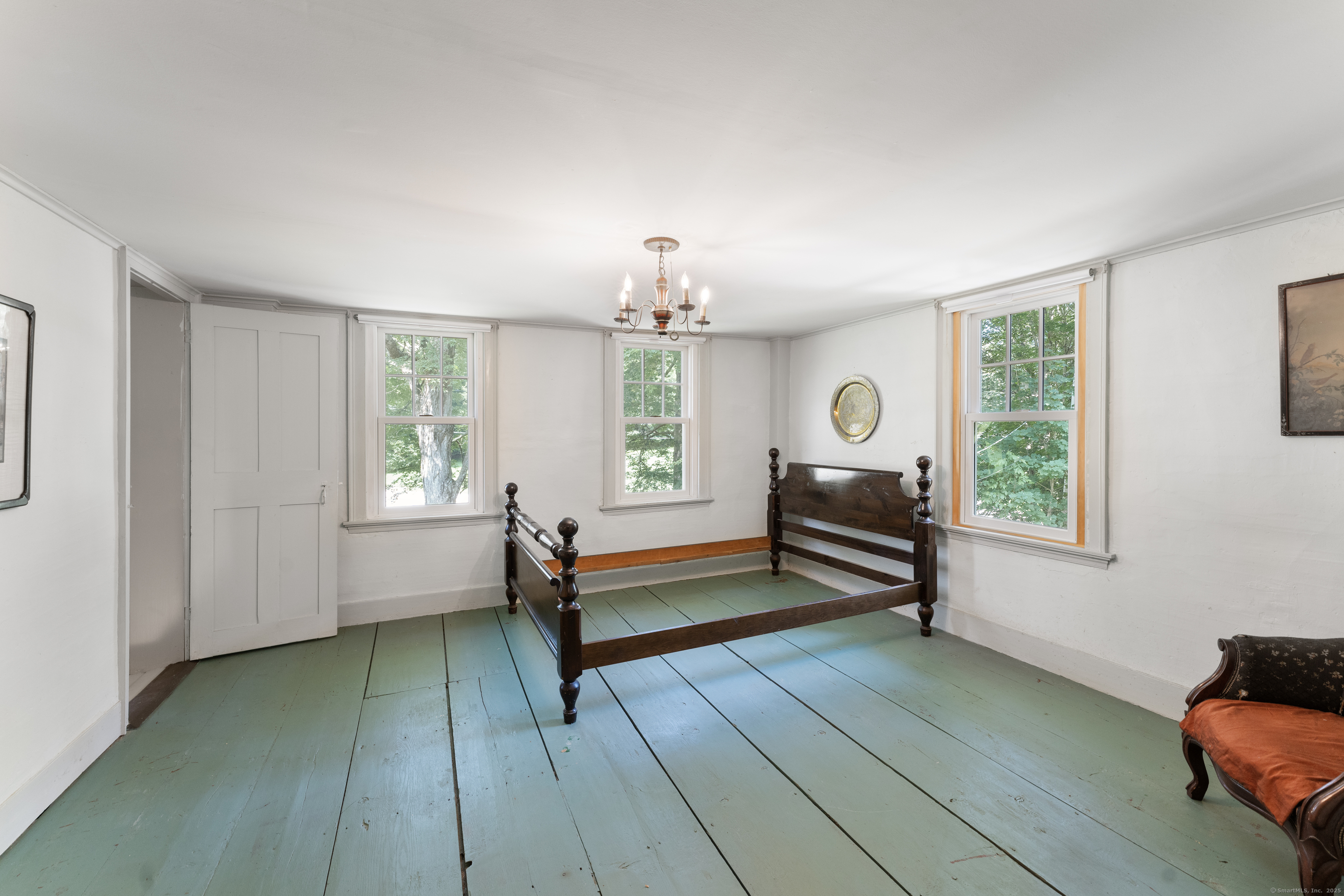 393 North Canterbury Road