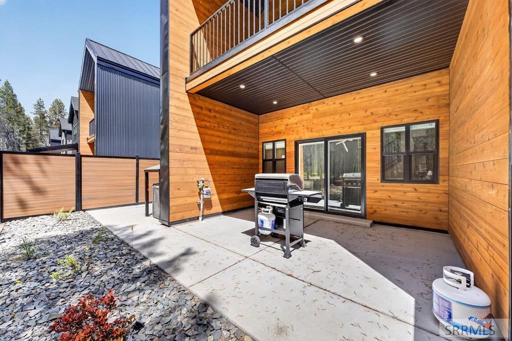 4347 Yeti Ln