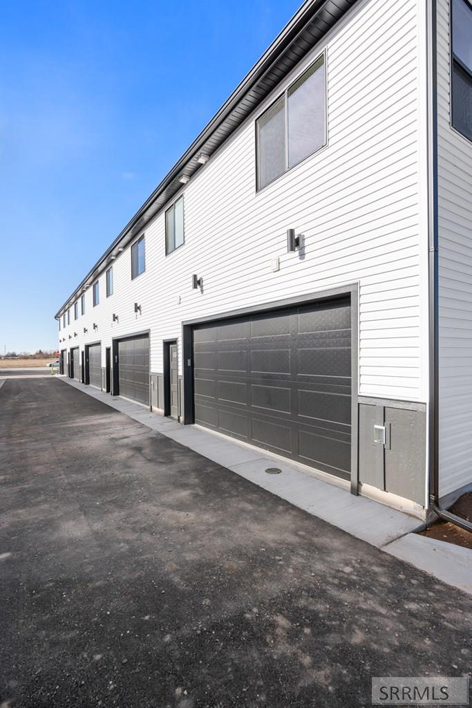 741 Curlew Drive