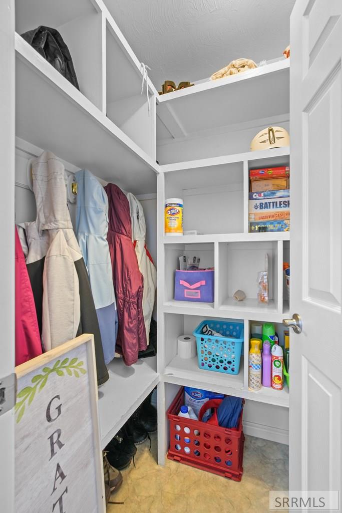 2882 Sandstone Drive