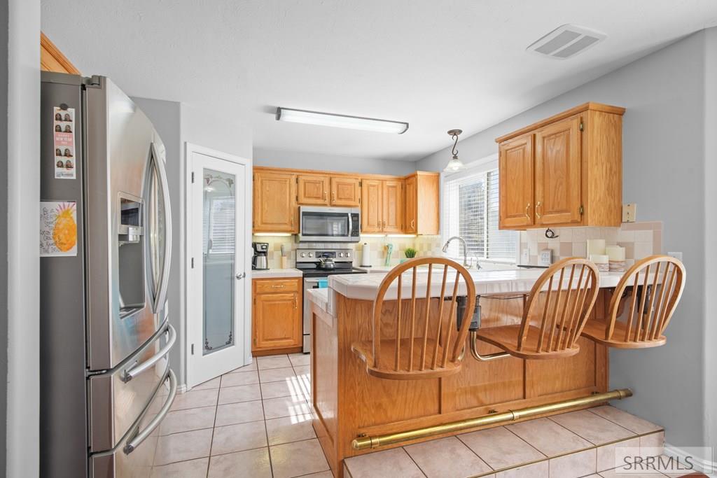 2882 Sandstone Drive