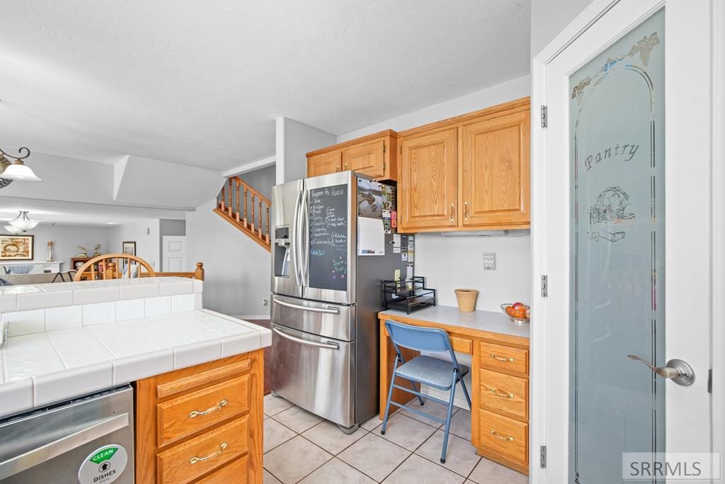 2882 Sandstone Drive