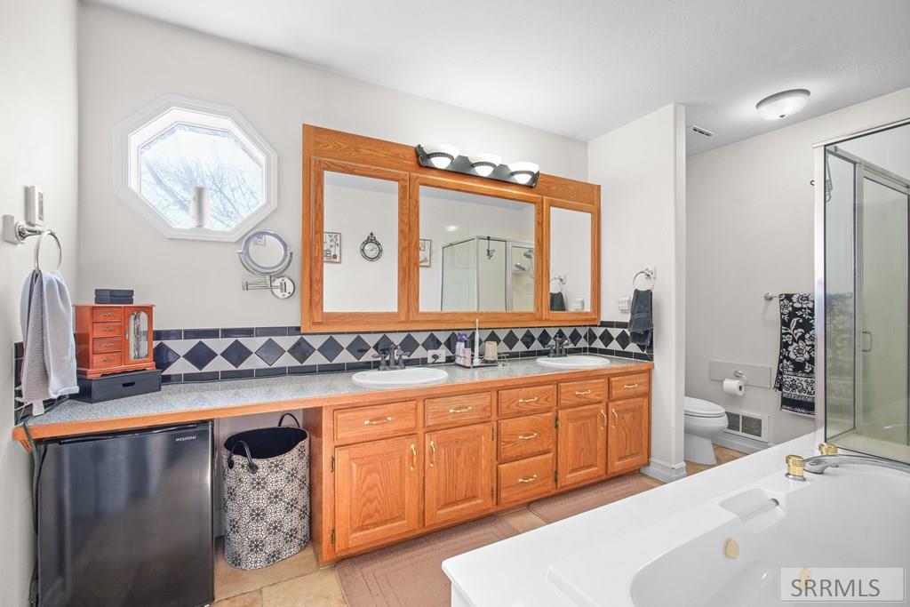 2882 Sandstone Drive