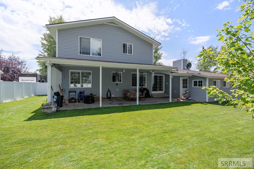 1263 Londonderry Avenue