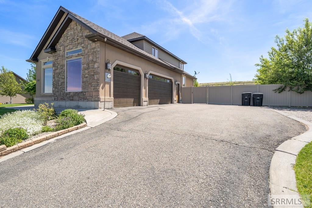 3543 S Boulder Creek Lane