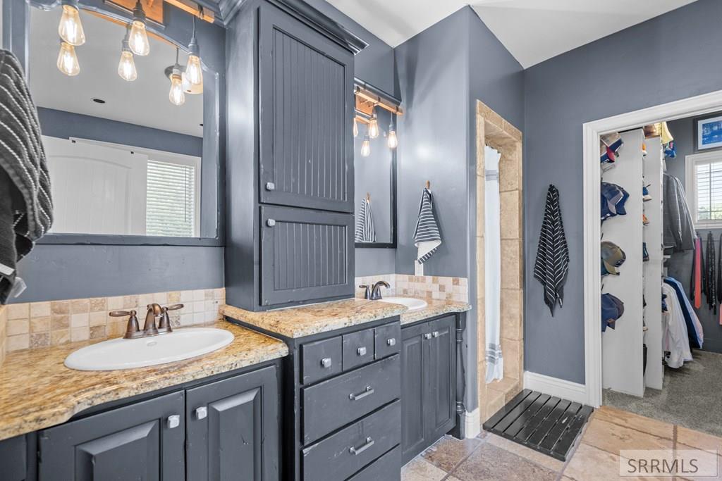 3543 S Boulder Creek Lane