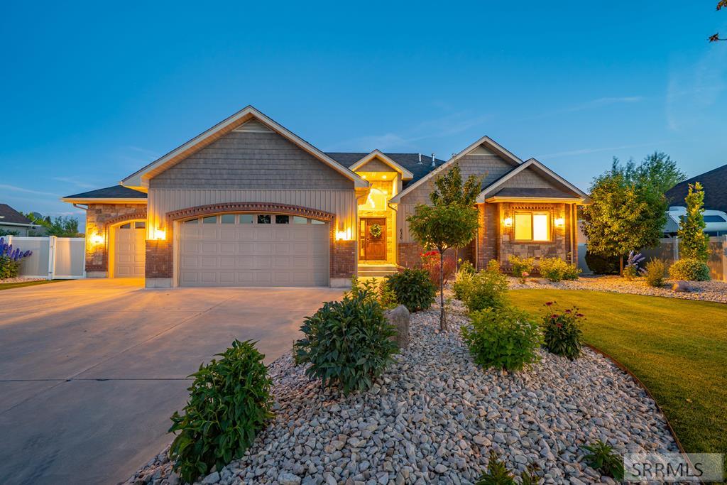636 Gatehouse Lane