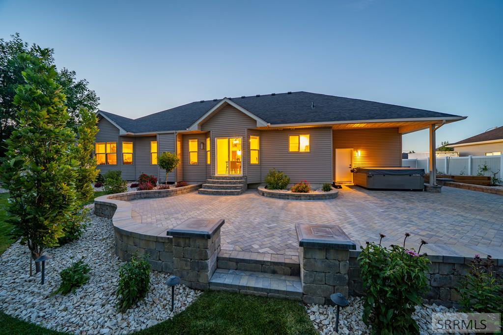 636 Gatehouse Lane