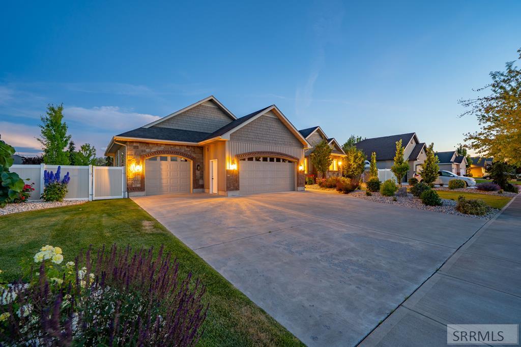 636 Gatehouse Lane