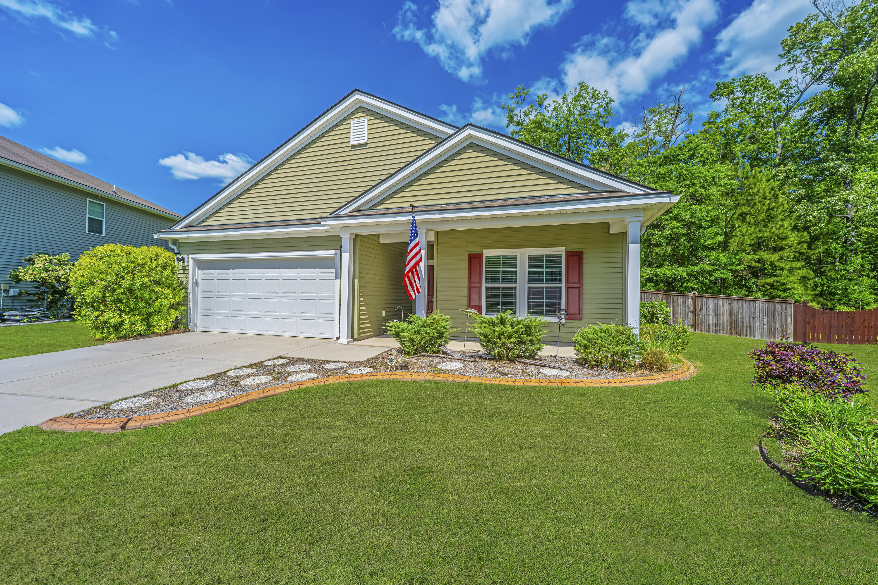 409 Carousel Court