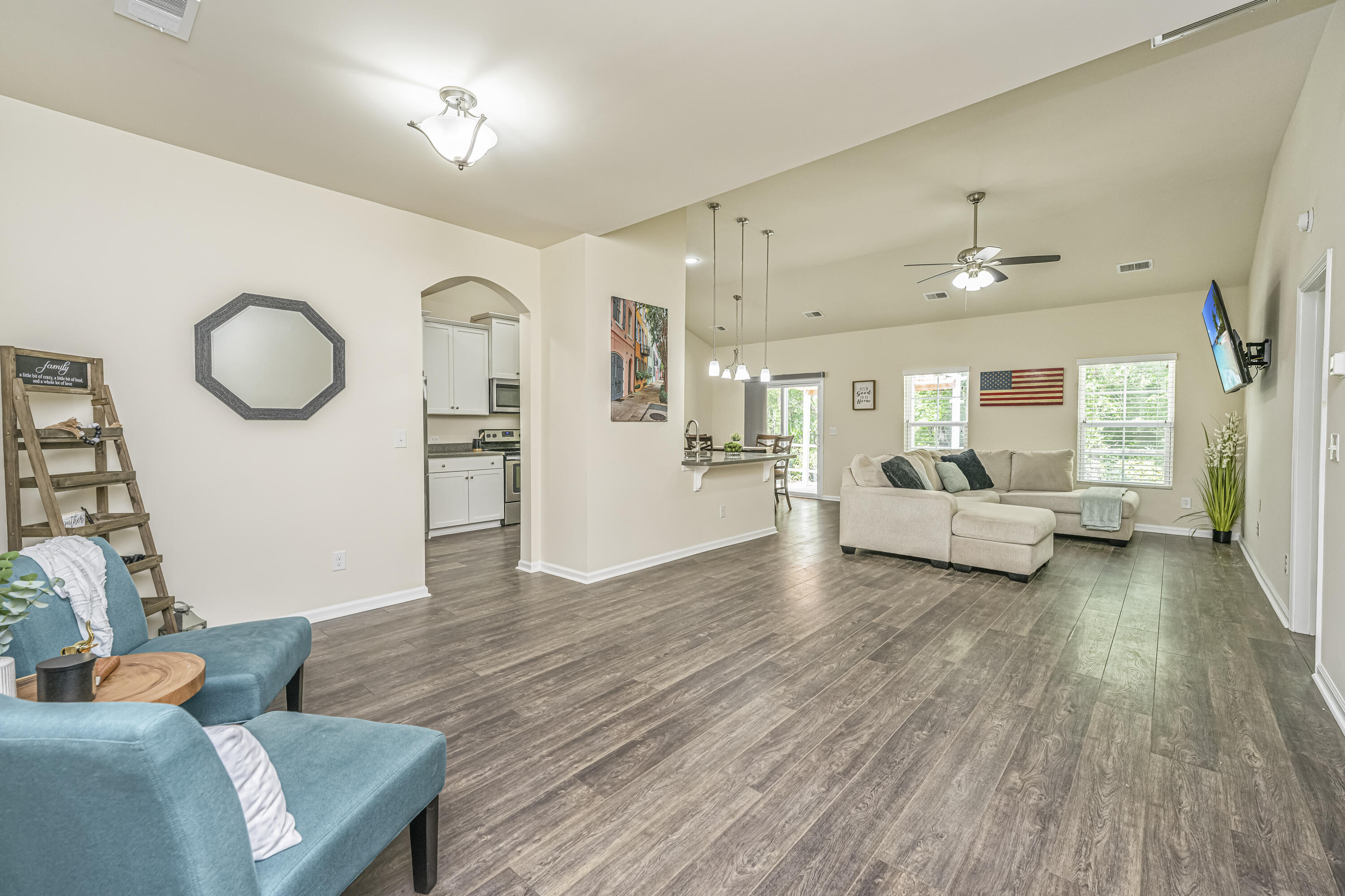 409 Carousel Court