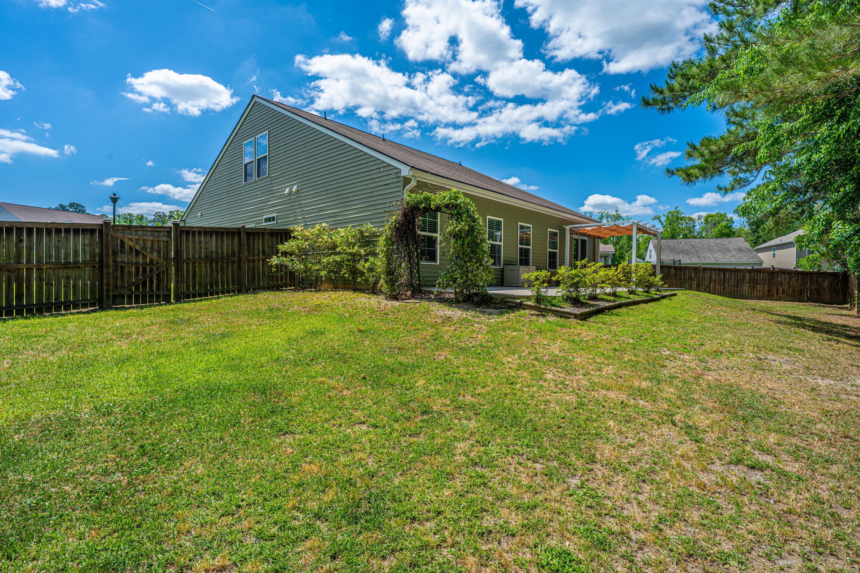 409 Carousel Court