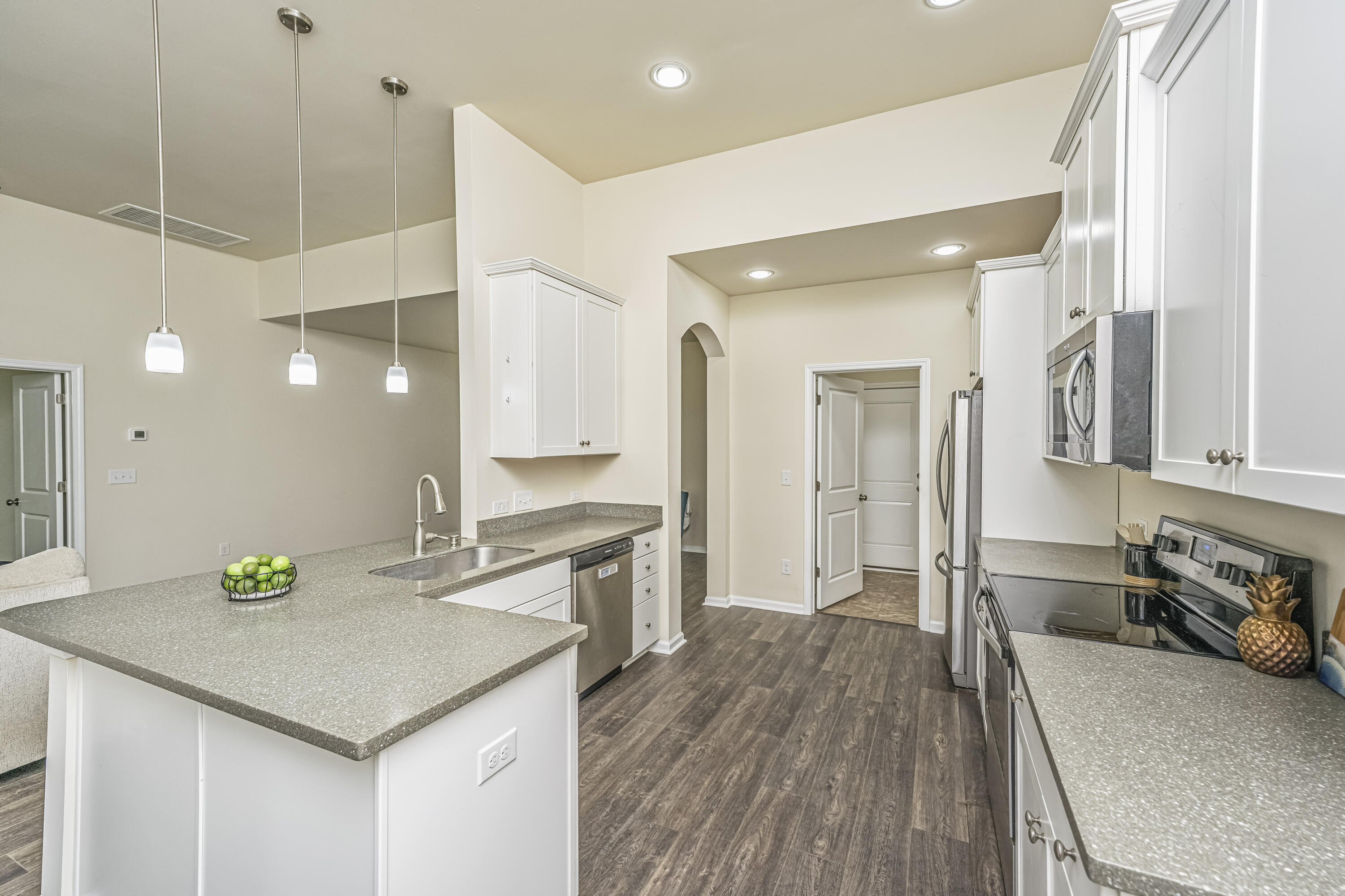 409 Carousel Court