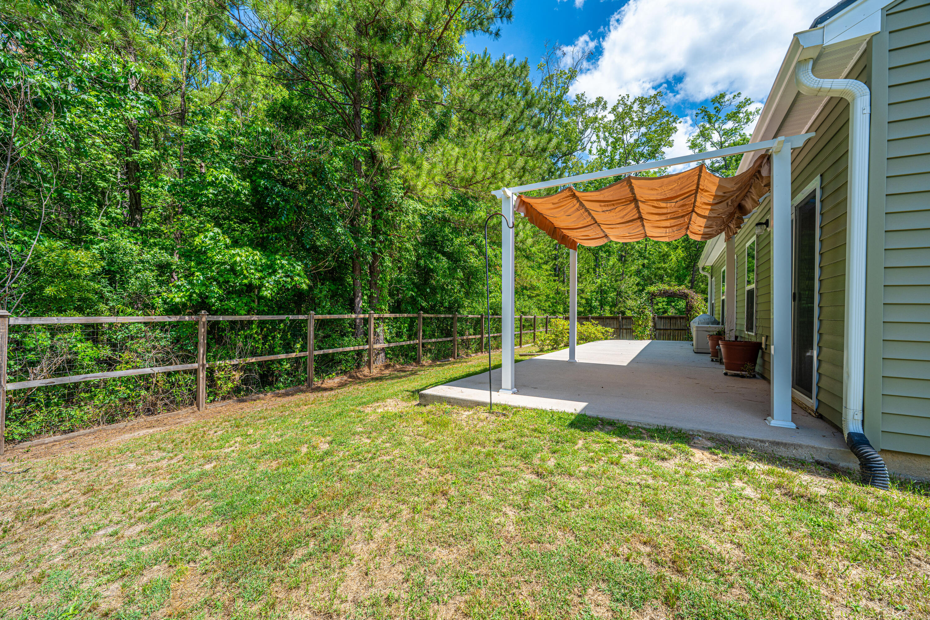 409 Carousel Court