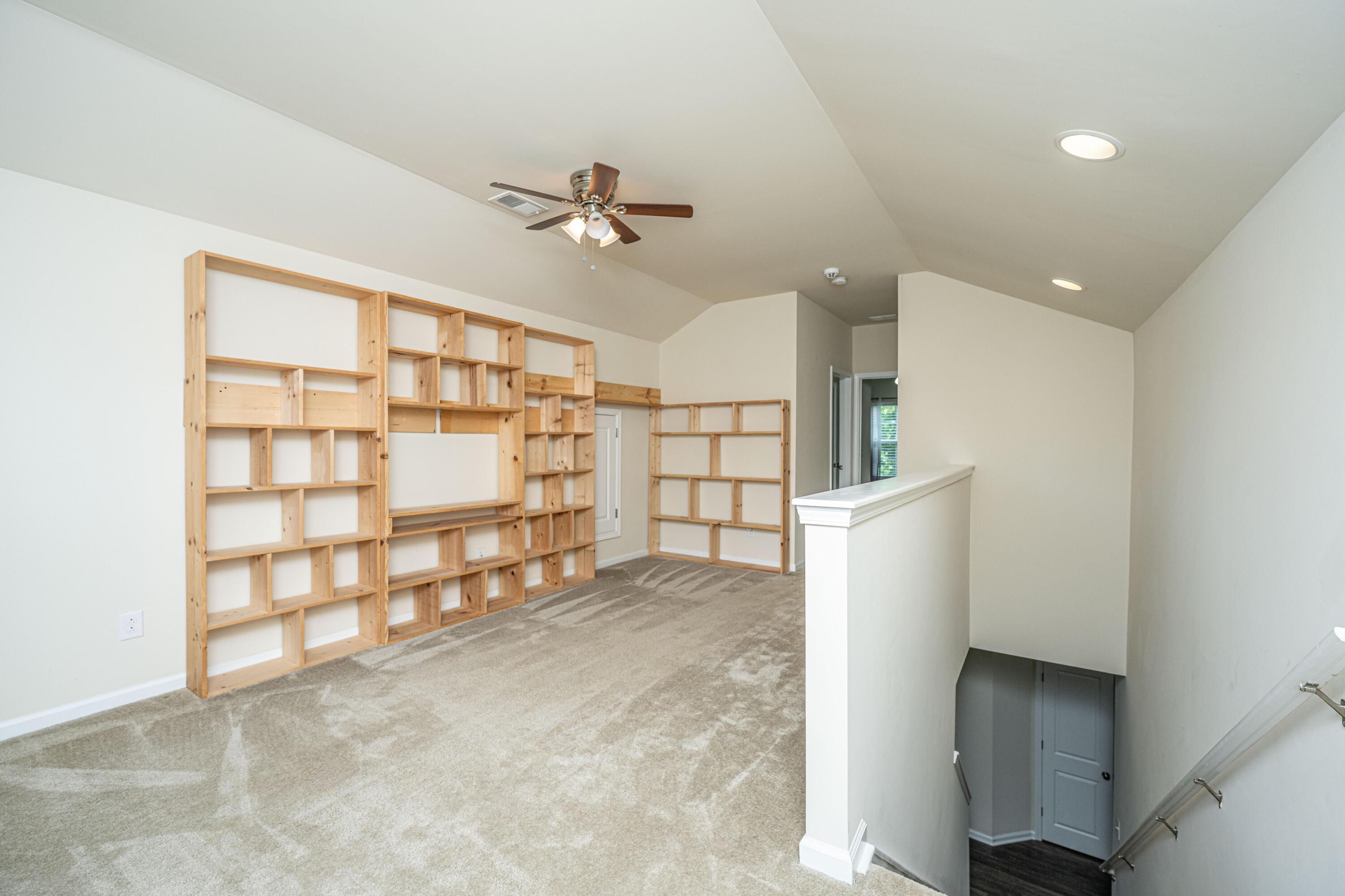 409 Carousel Court