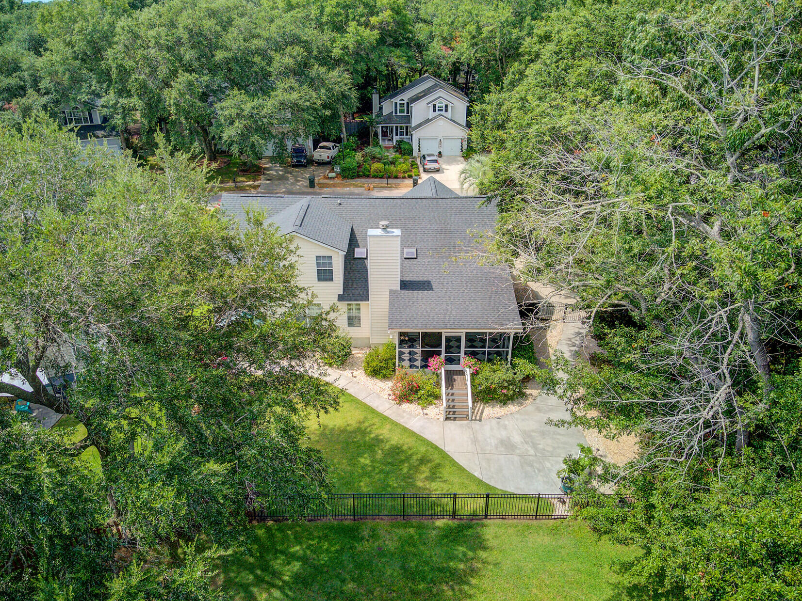 512 Planters Trace Drive