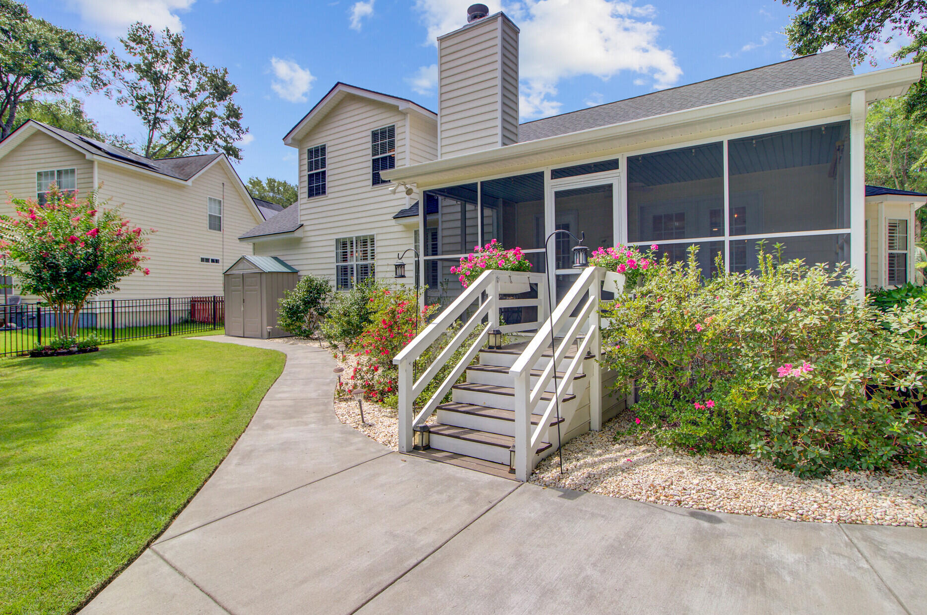 512 Planters Trace Drive