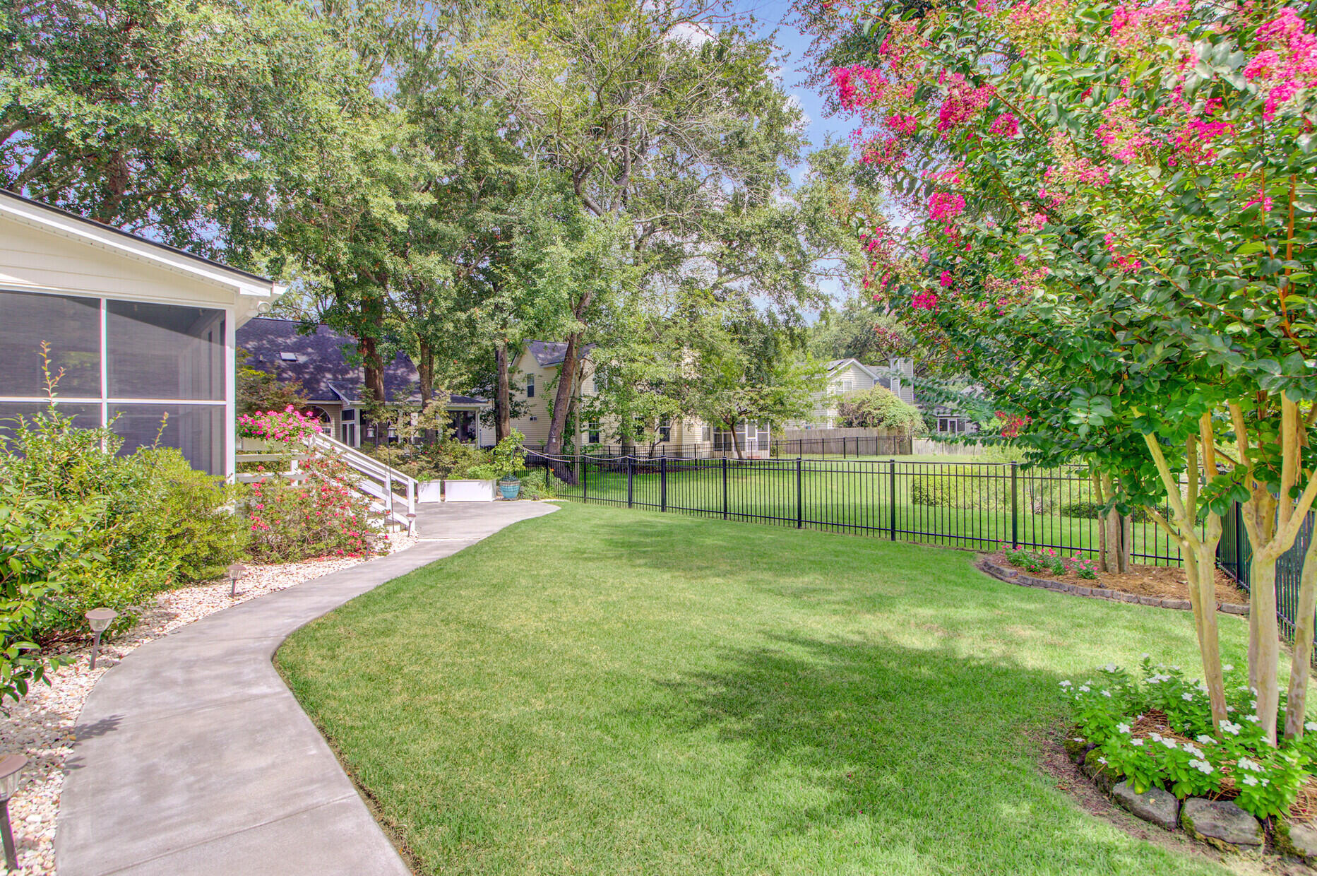 512 Planters Trace Drive