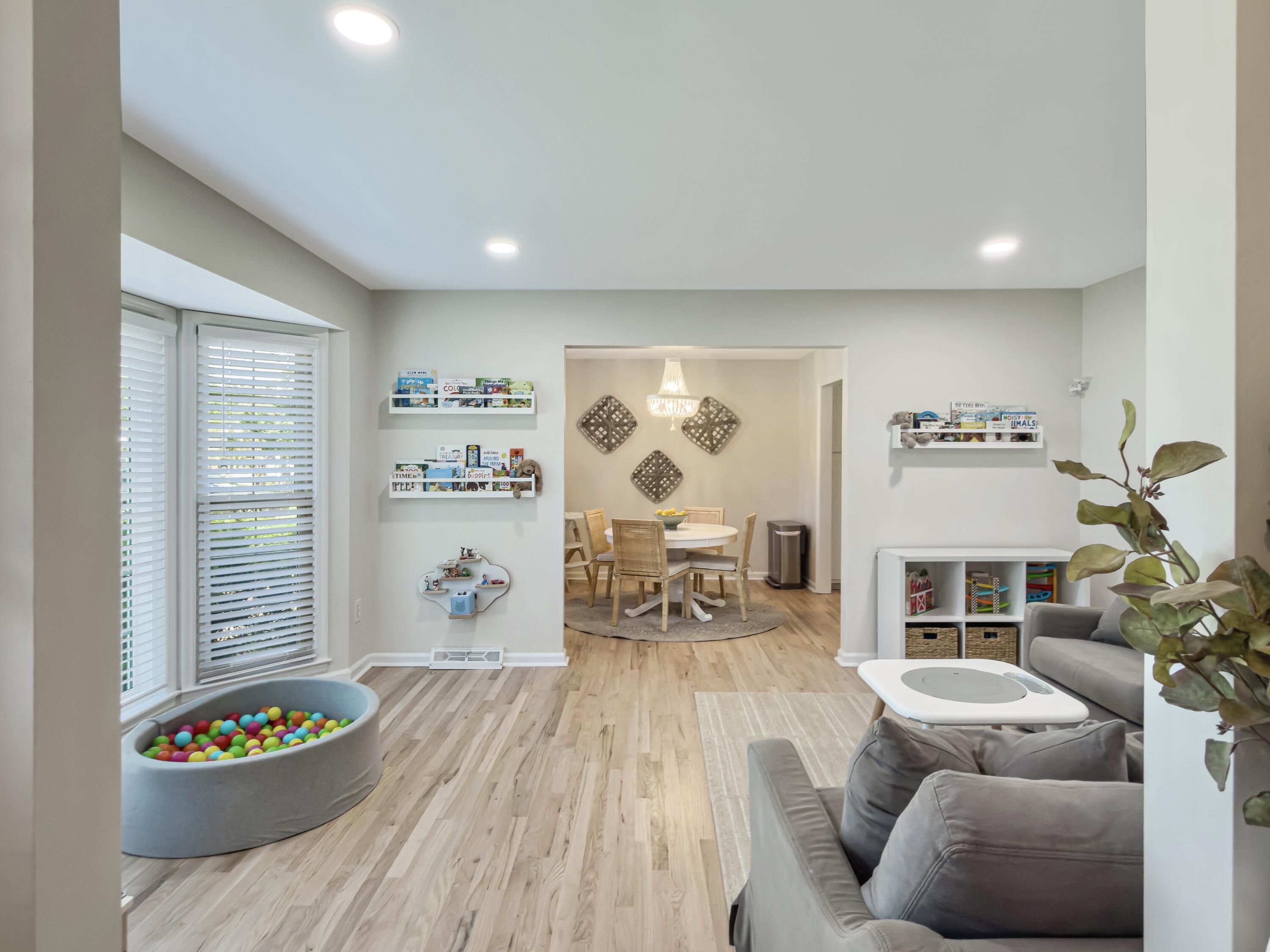868 Melrose Drive