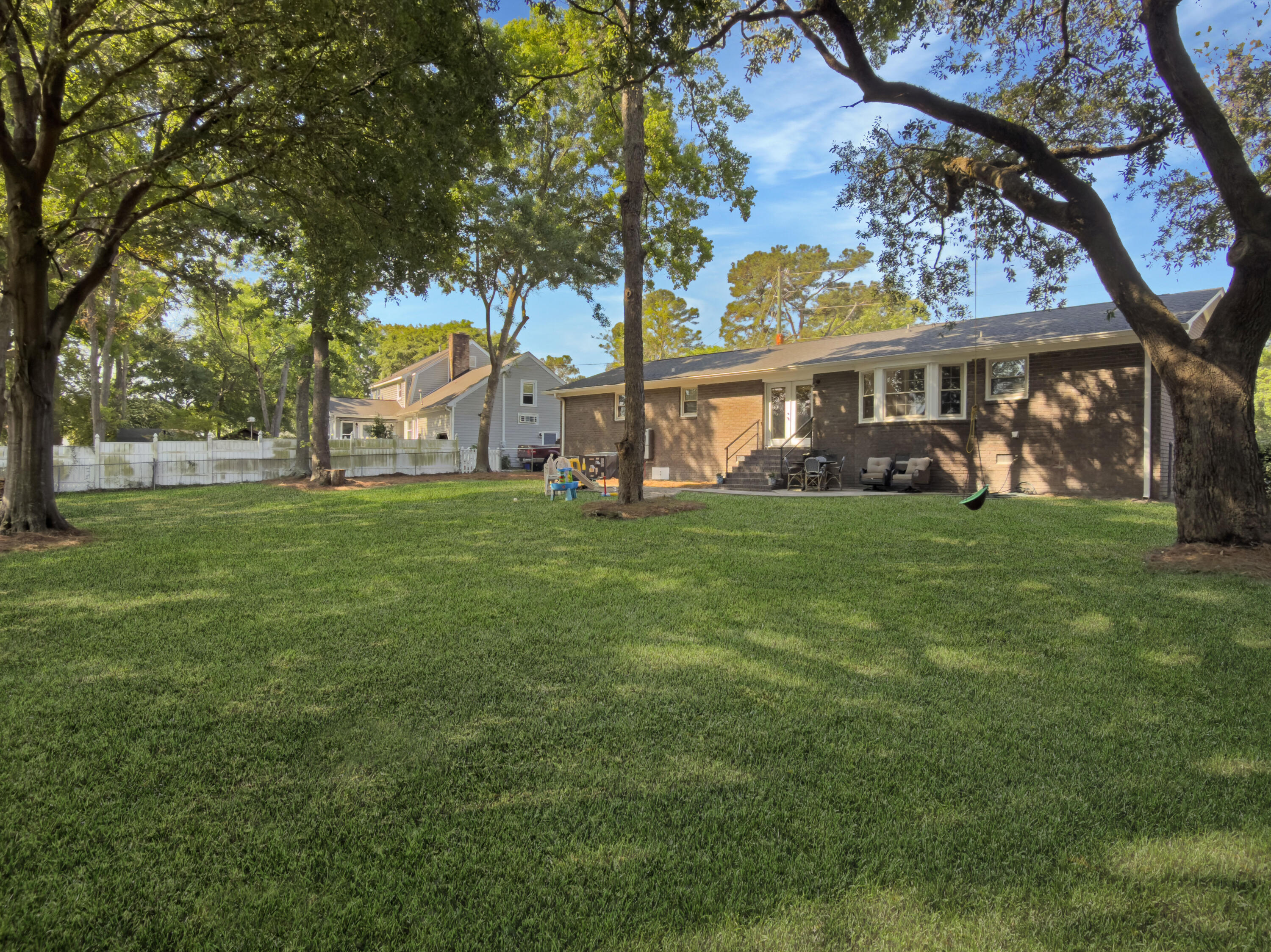 868 Melrose Drive
