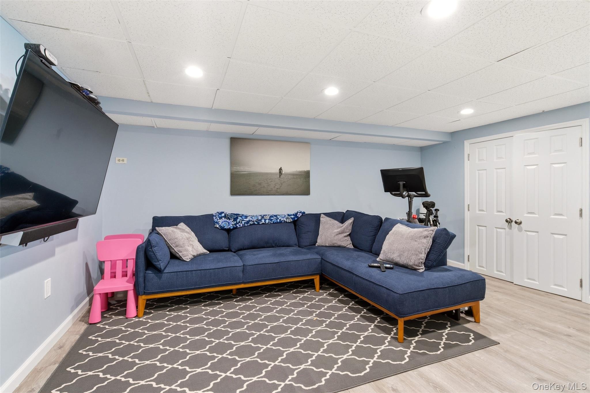 42 Kathleen Drive E