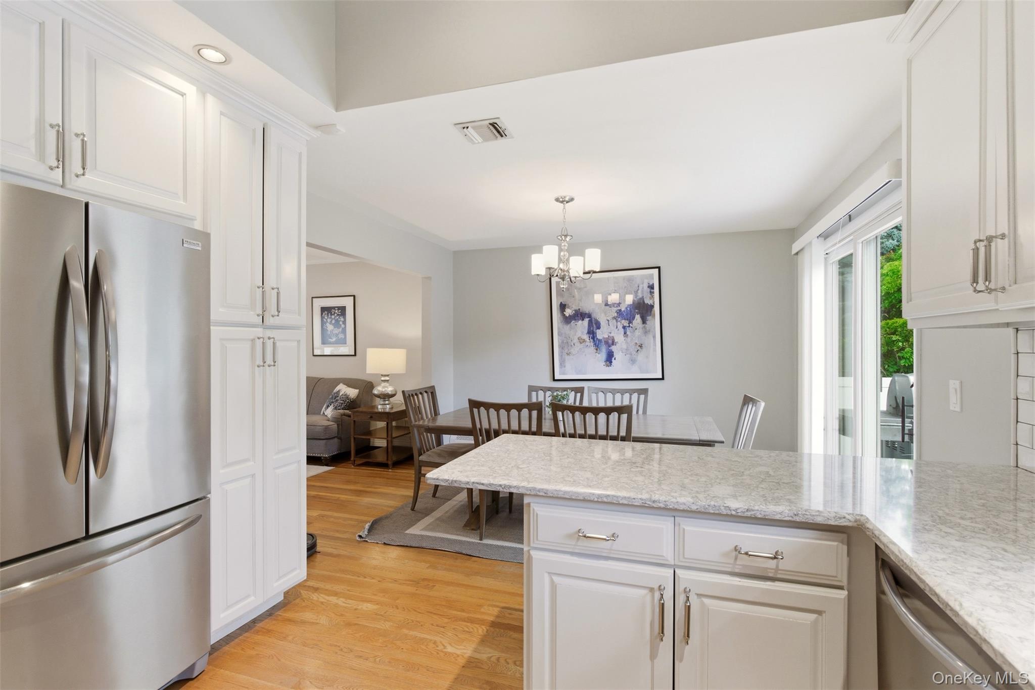 42 Kathleen Drive E