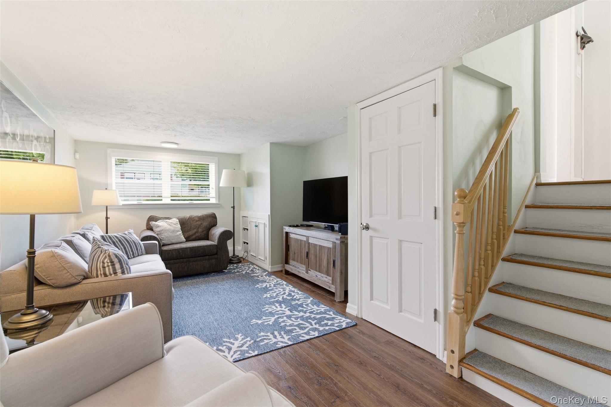 42 Kathleen Drive E