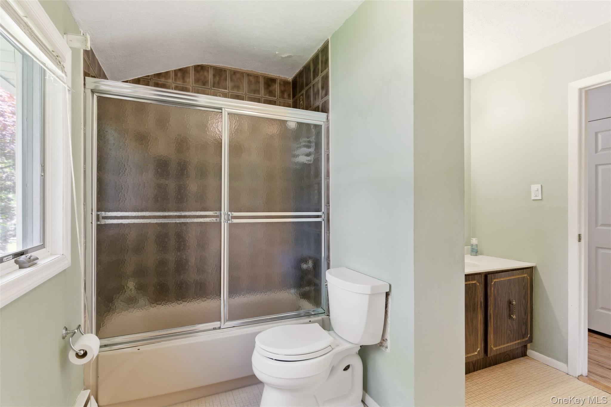 2 Bartel Place
