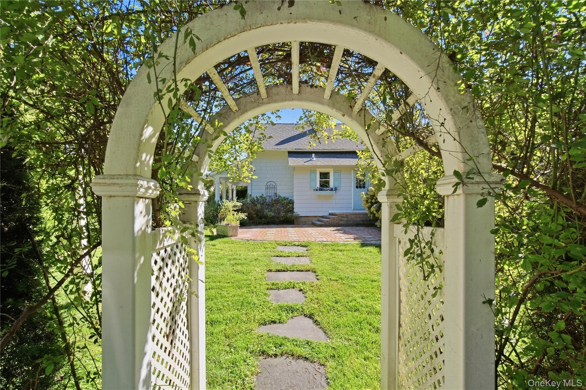 97A Bay Avenue