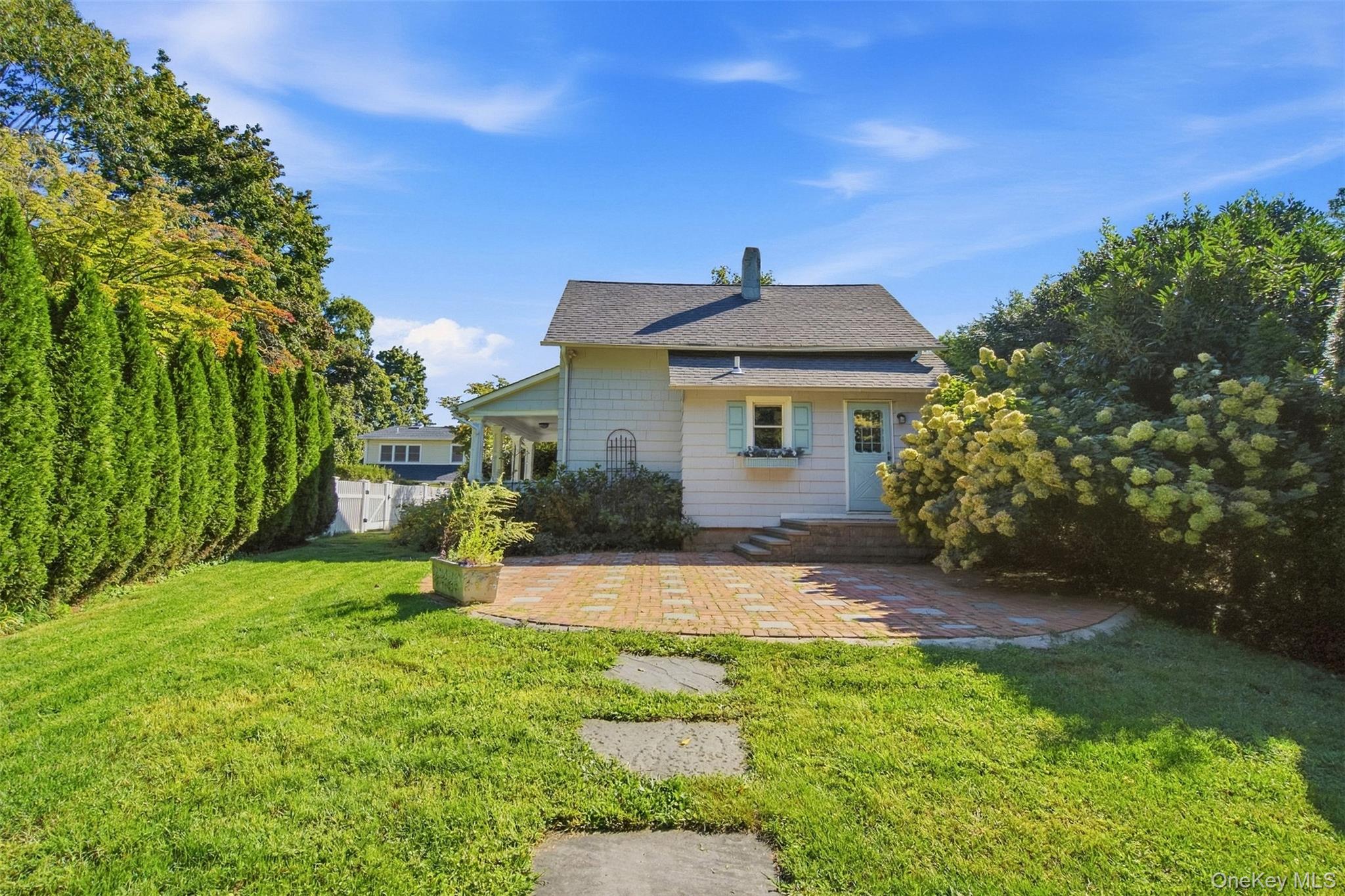 97A Bay Avenue