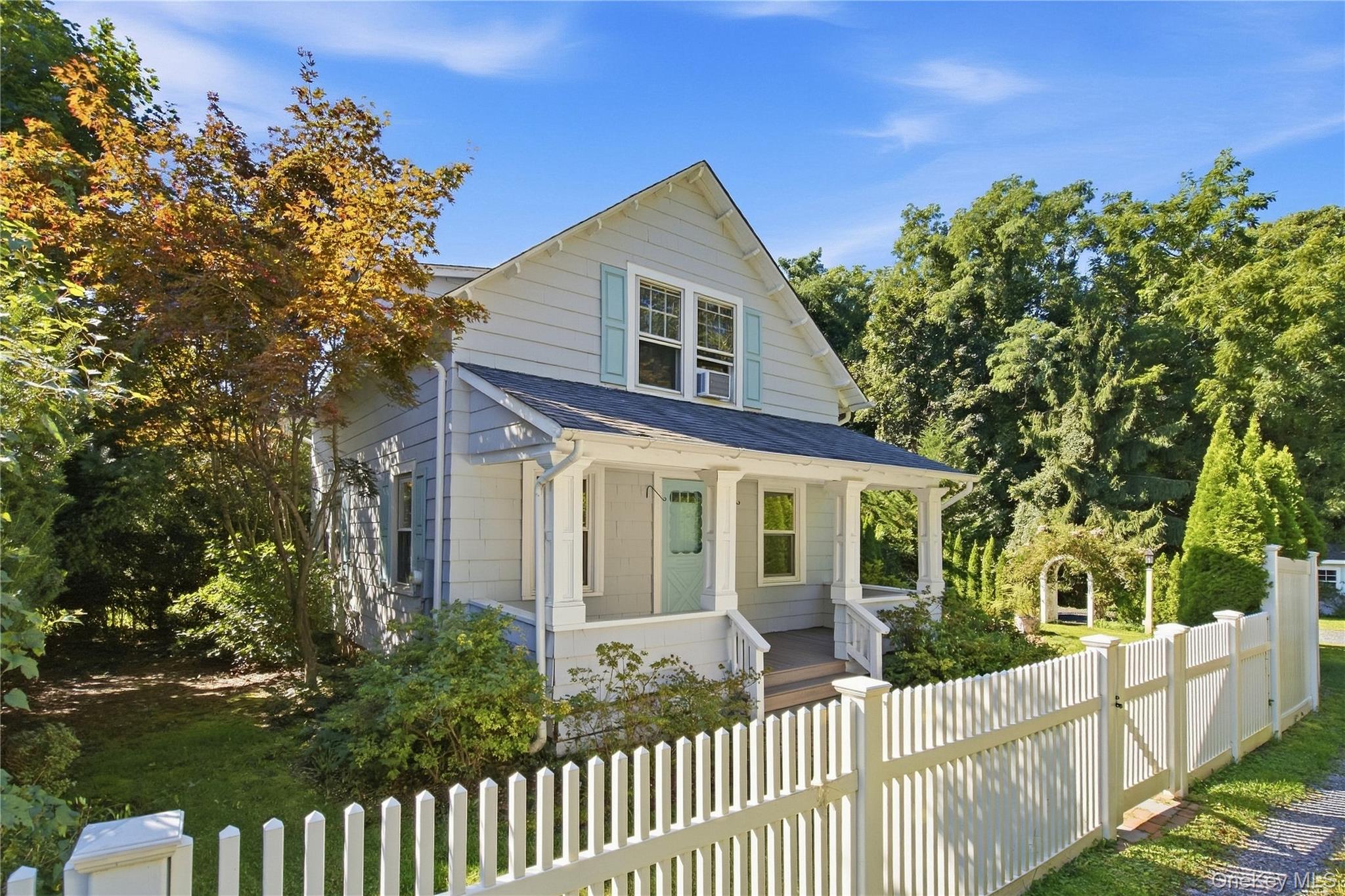 97A Bay Avenue
