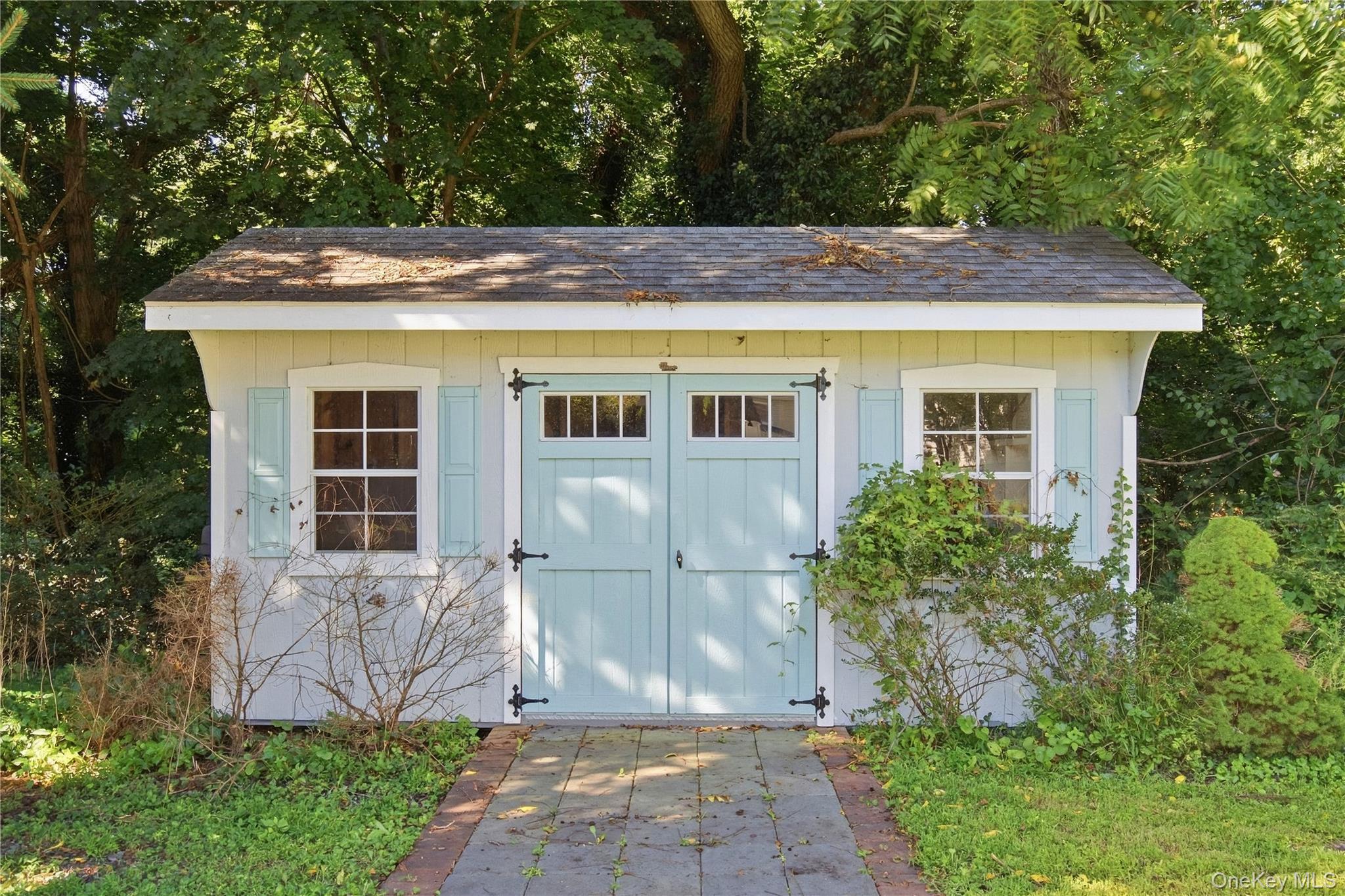 97A Bay Avenue