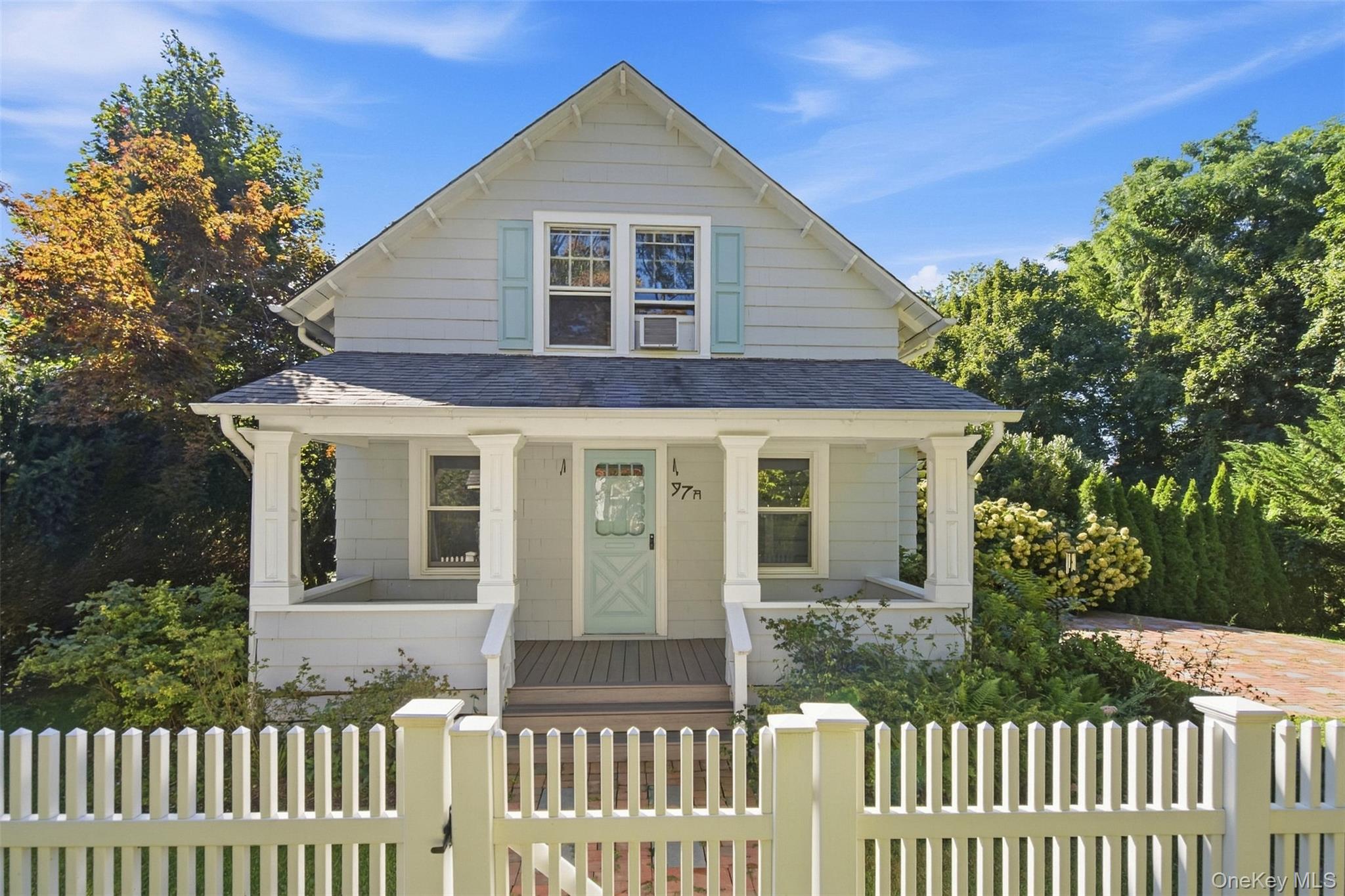 97A Bay Avenue