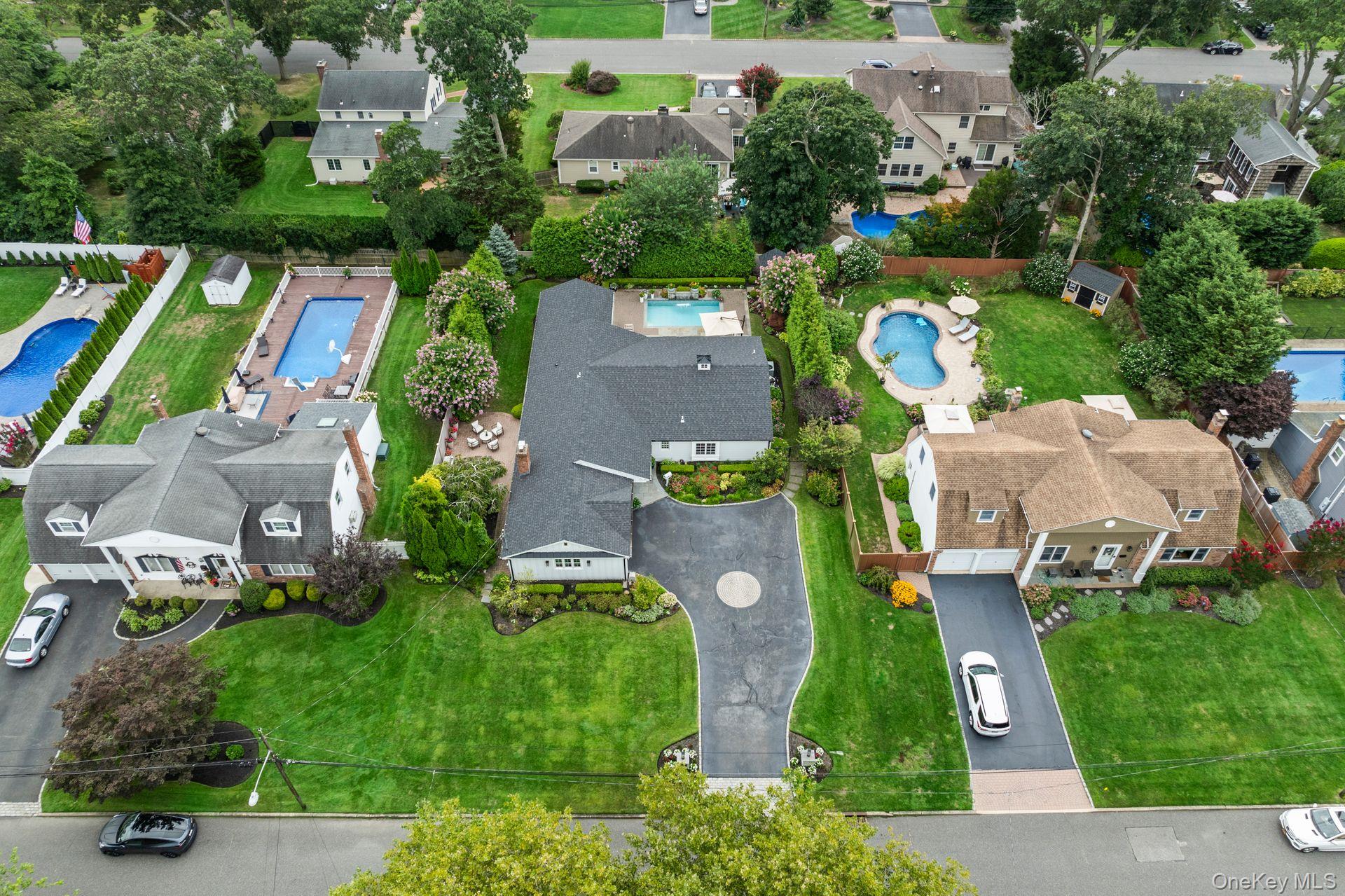 24 Hollister Lane