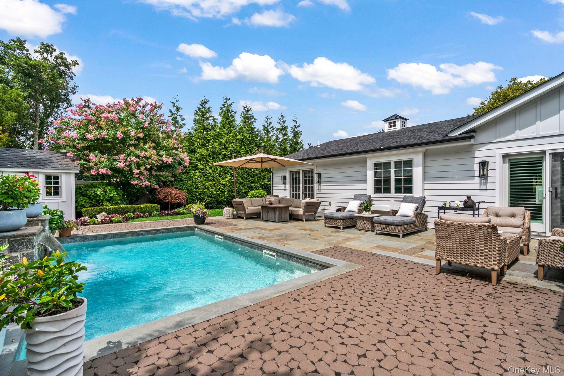 24 Hollister Lane