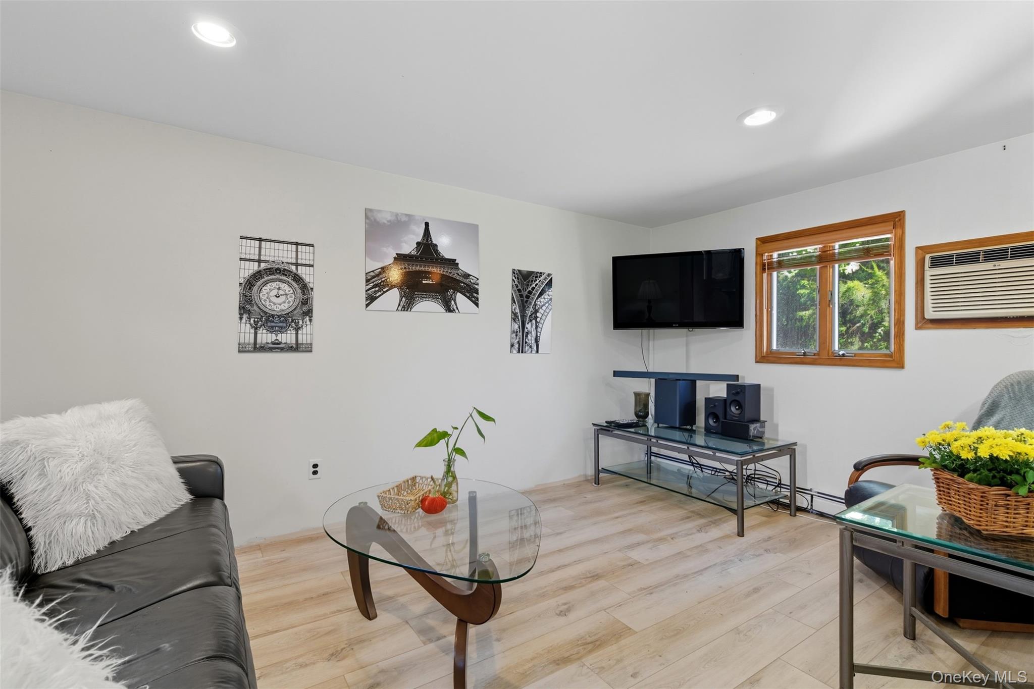 290 5th Street
